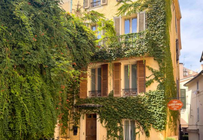  in Cannes -  Schönes Haus - 2 min Palace - 1 min vom Strand und Croisette