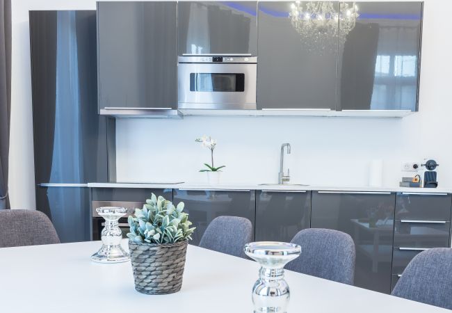 Apartamento en Cannes - 5 minutos a pie hasta el mar, la Croisette y el Palais des Festivals Apartamento en Cannes - 5 minutos a pie hasta el mar, la Croisette y el Palais des Festivals