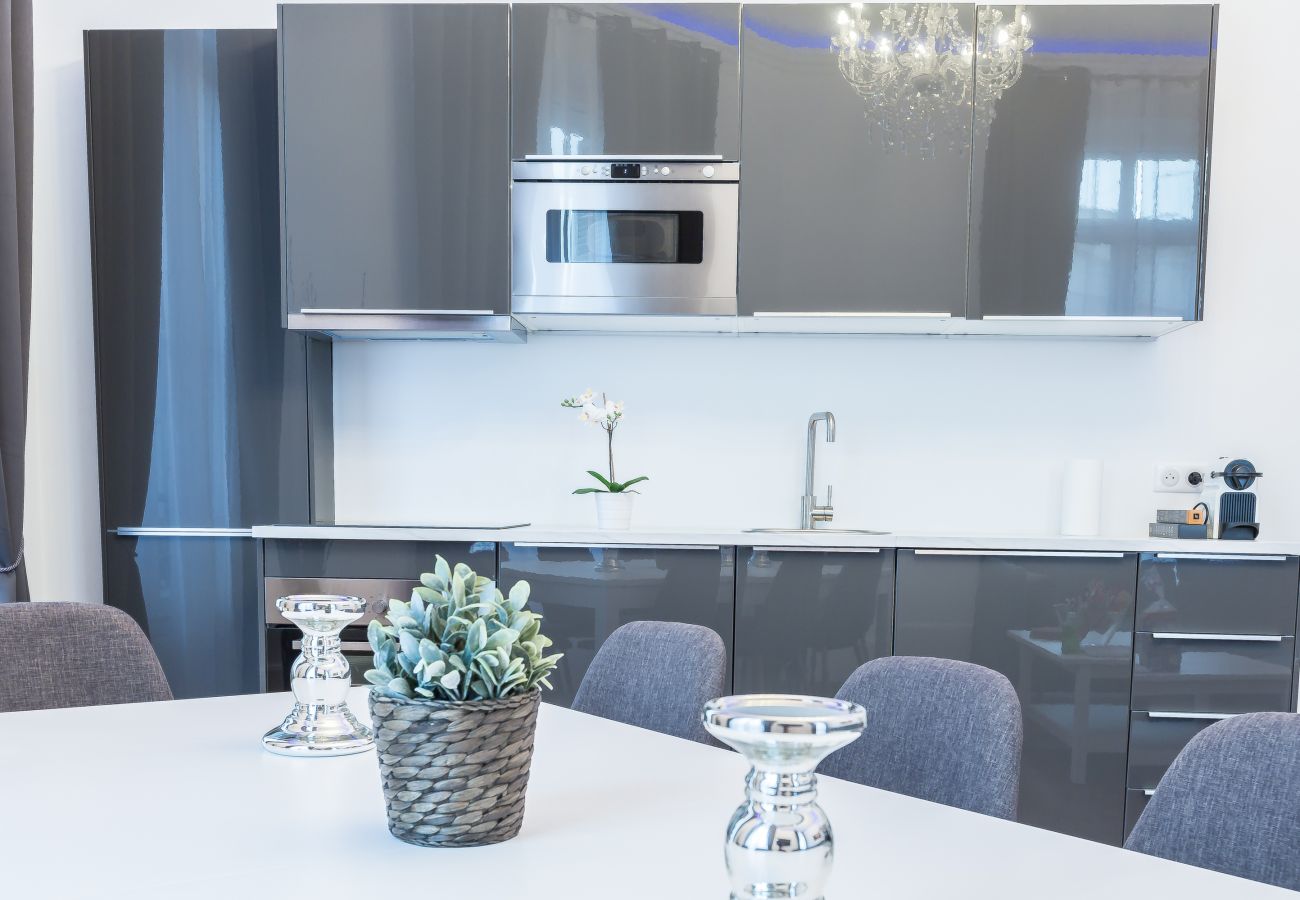 Apartamento en Cannes - 5 minutos a pie hasta el mar, la Croisette y el Palais des Festivals Apartamento en Cannes - 5 minutos a pie hasta el mar, la Croisette y el Palais des Festivals