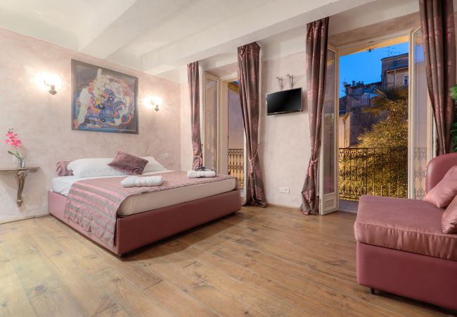 House in Cannes - Superb house - 2 min from Palais - 1 min from the beach and Croisette House in Cannes - Superb house - 2 min from Palais - 1 min from the beach and Croisette