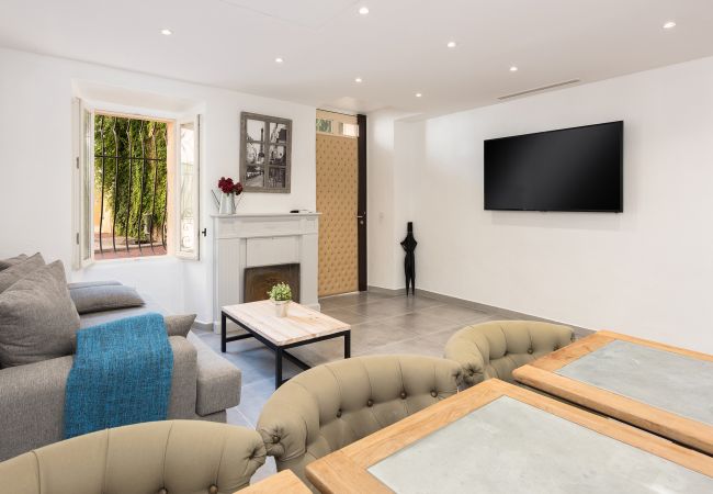 House in Cannes - Superb house - 2 min from Palais - 1 min from the beach and Croisette House in Cannes - Superb house - 2 min from Palais - 1 min from the beach and Croisette