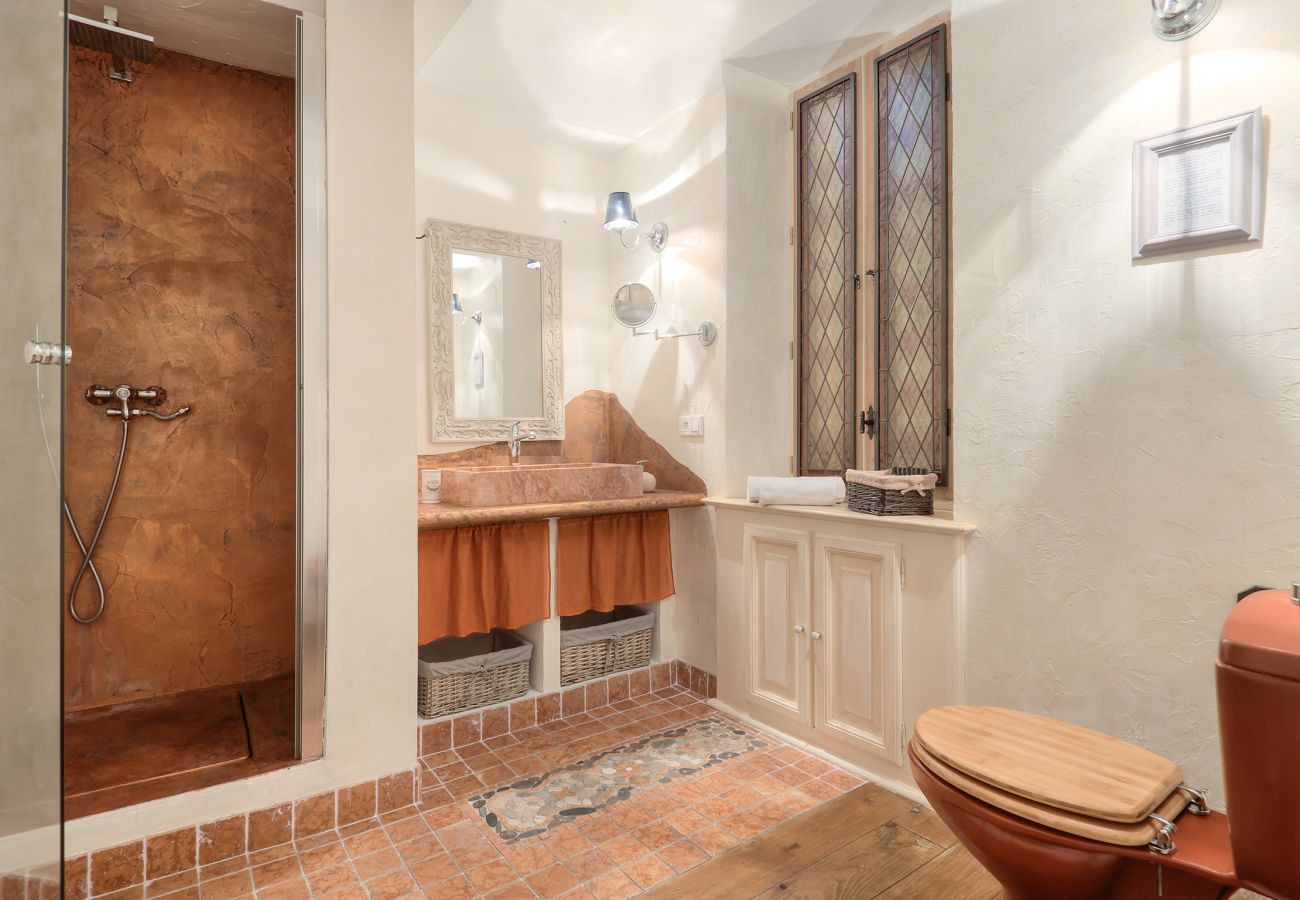 House in Cannes - Superb house - 2 min from Palais - 1 min from the beach and Croisette House in Cannes - Superb house - 2 min from Palais - 1 min from the beach and Croisette